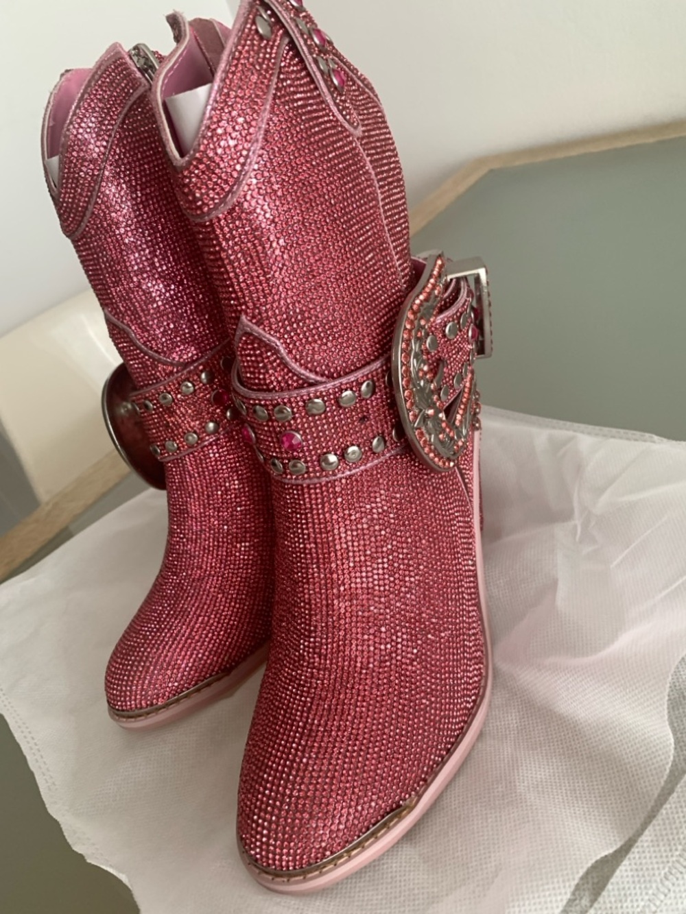 BNWT DOLLS KILL Sheriff Shine Cowboy Boots - Pink US 6